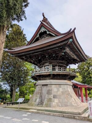 布施弁天 東海寺「鐘楼堂」