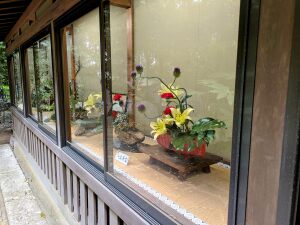 駒木諏訪神社「生け花」